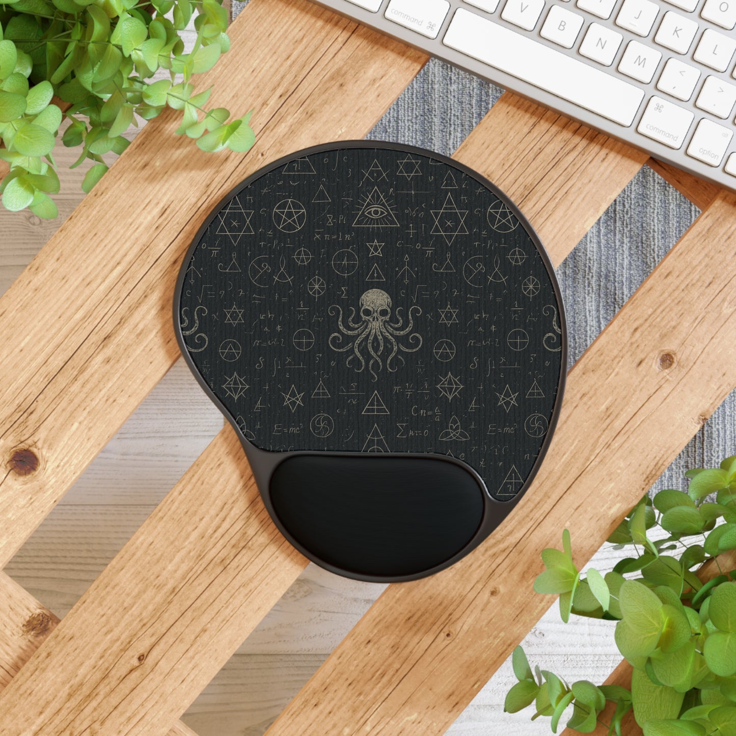 Mystical Cthulhu Mouse Pad with Wrist Rest, Gaming Mousepad, Office Desk Accessory, Unique Gift for Gamers, Dark Aesthetic Decor